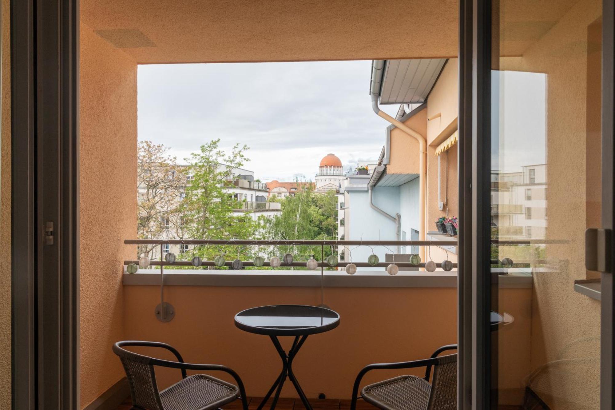 Home Shanti - Studio, Suedvorstadt, Balkon, Tv Leipzig Luaran gambar